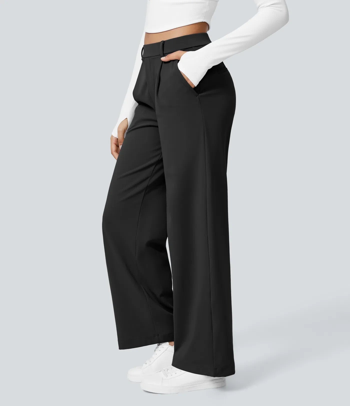 Pantalon tailleur ALERA Flex™ DayStretch à taille haute, coupe droite, avec poches pratiques.