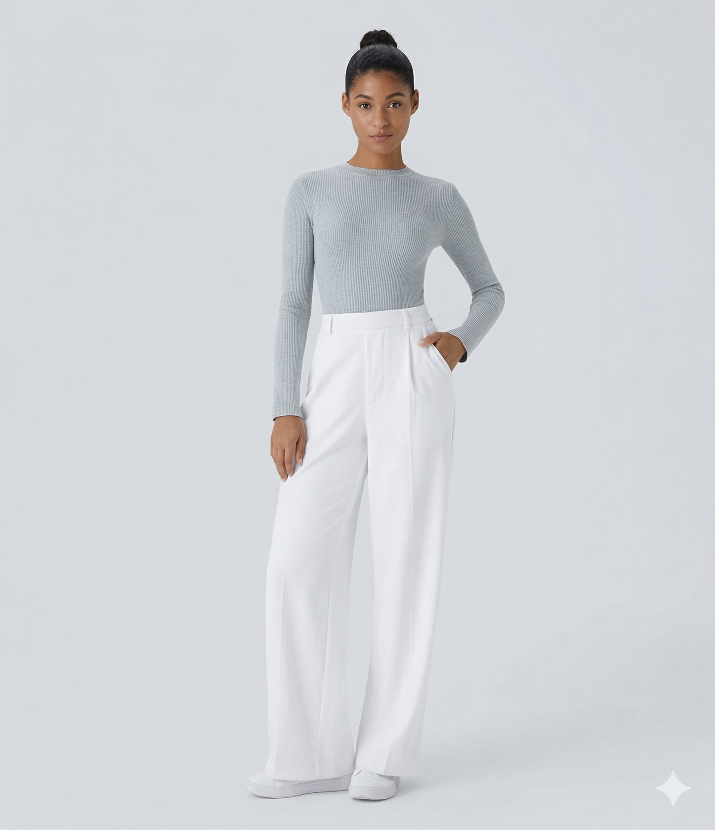 Pantalon tailleur ALERA Flex™ DayStretch à taille haute, coupe droite, avec poches pratiques.